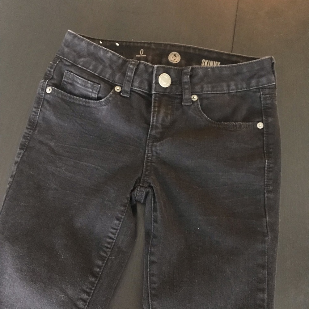Black skinny jeans